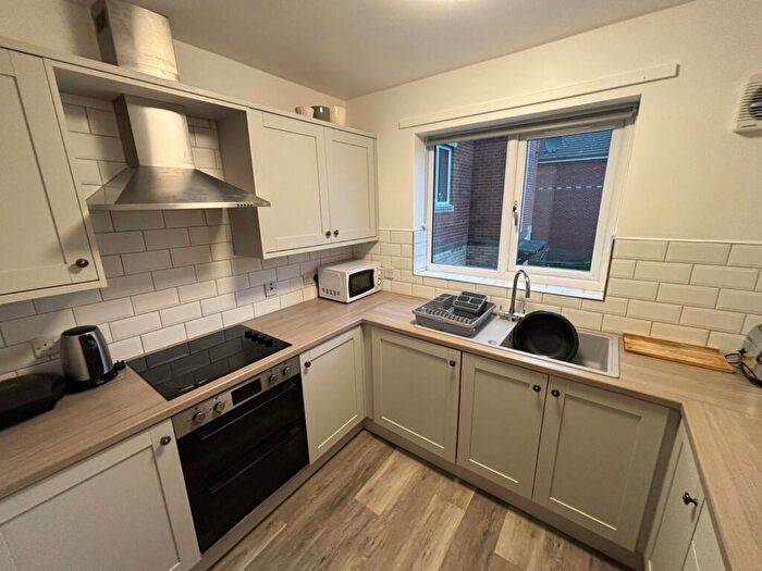 2 Bedroom Apartment To Rent In Headford Gardens, Sheffield, South Yorkshire, S3