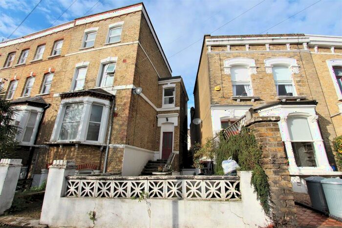 1 Bedroom Flat To Rent In Springdale Road, Stoke Newington, N16