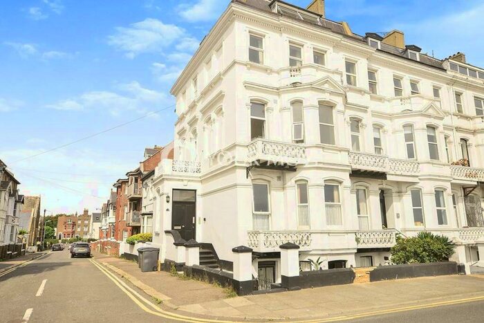 1 Bedroom Flat To Rent In Prince Of Wales Terrace, Deal, Kent, CT14