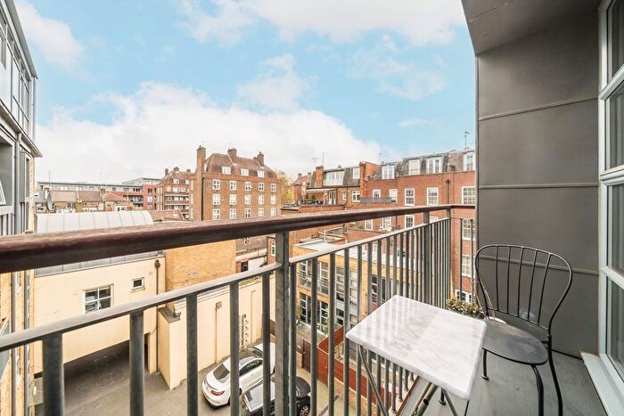 2 Bedroom Flat For Sale In Corben Mews, London, SW8