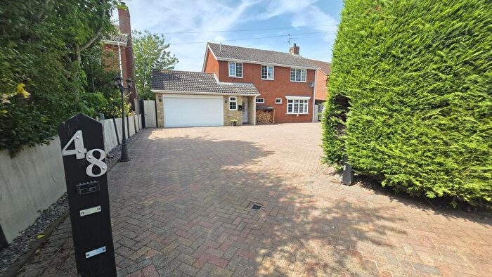 4 Bedroom Detached House For Sale In Station Road, Heckington, NG34