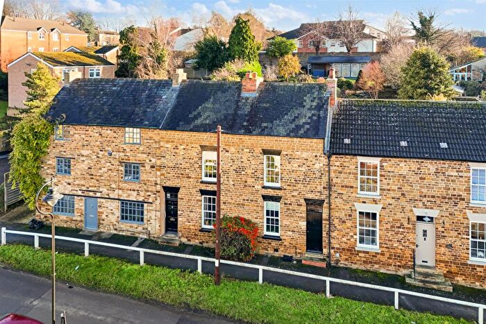 4 Bedroom Terraced House For Sale In The Green, Kingsthorpe, Northampton, NN2