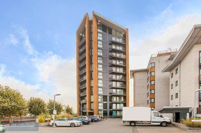 2 Bedroom Apartment To Rent In Sunderland Point, London, E16