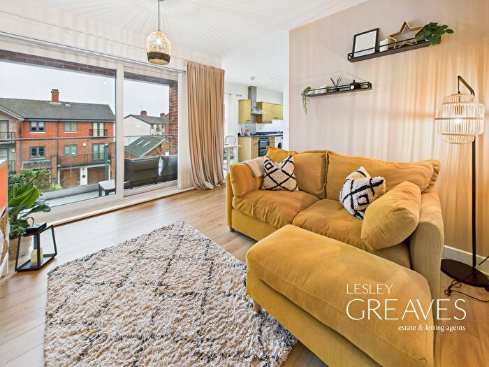 1 Bedroom Flat For Sale In Deane Road, Wilford, Nottingham, NG11