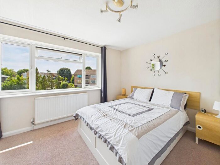 2 Bedroom Apartment To Rent In Osborne Road, Windsor, Berkshire, SL4