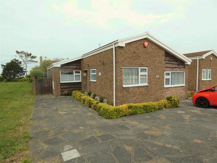 3 Bedroom Semi-Detached Bungalow To Rent In Knockholt Road, Cliftonville, Margate, CT9