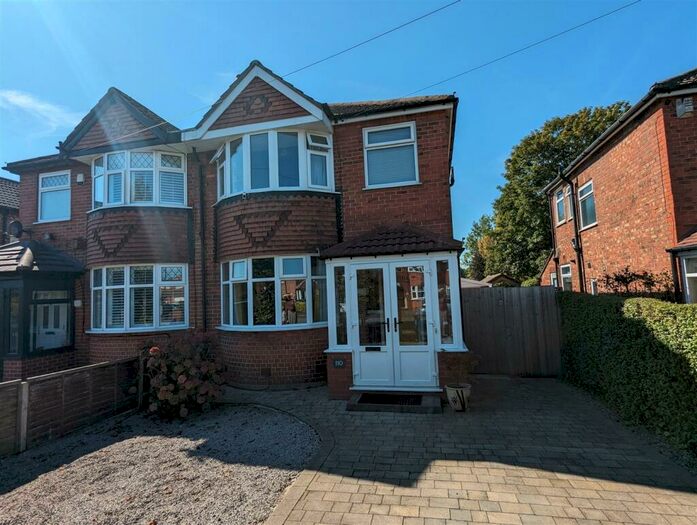 3 Bedroom Semi-Detached House To Rent In Conway Road, Sale, M33