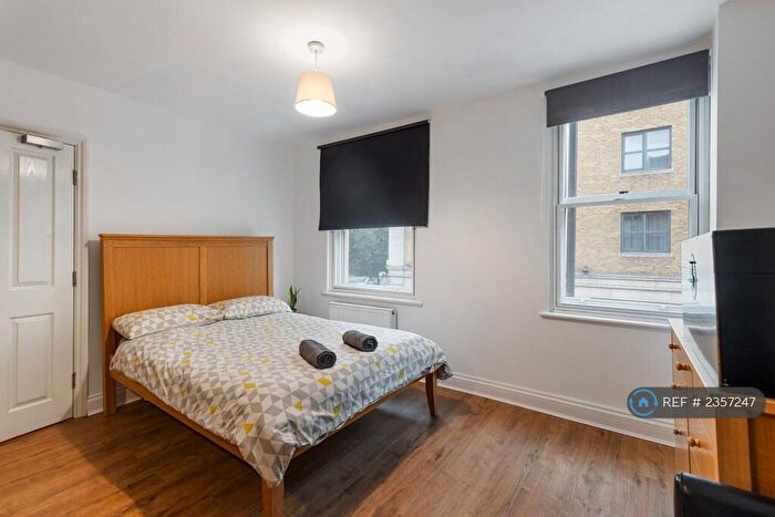 Studio To Rent In Pentonville Road, London, N1