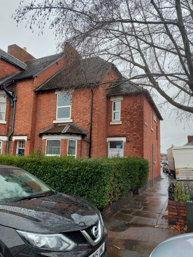 4 Bedroom End Of Terrace House To Rent In Orchard Street, Tamworth, B79