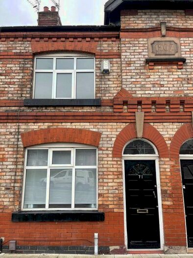 2 Bedroom Terraced House To Rent In Higher Hillgate, Stockport, SK1