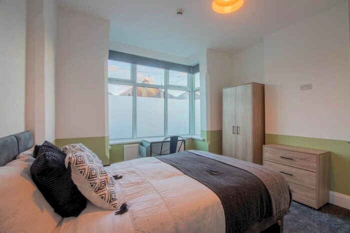 6 Bedroom House Of Multiple Occupation To Rent In Fletcher Road, Beeston, Nottingham, Nottinghamshire, NG9