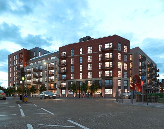 1 Bedroom Apartment For Sale In Cassia House, Botanical Gardens, West Byfleet, KT14