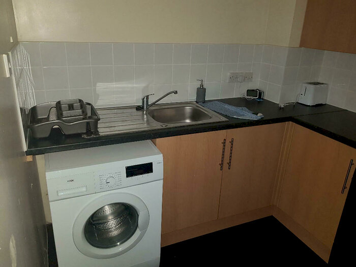 1 Bedroom Flat To Rent In Glebe Street, Leicester, LE2