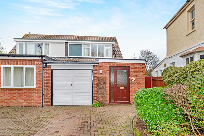 3 Bedroom Semi-Detached House To Rent In Derby Road, Surbiton, KT5