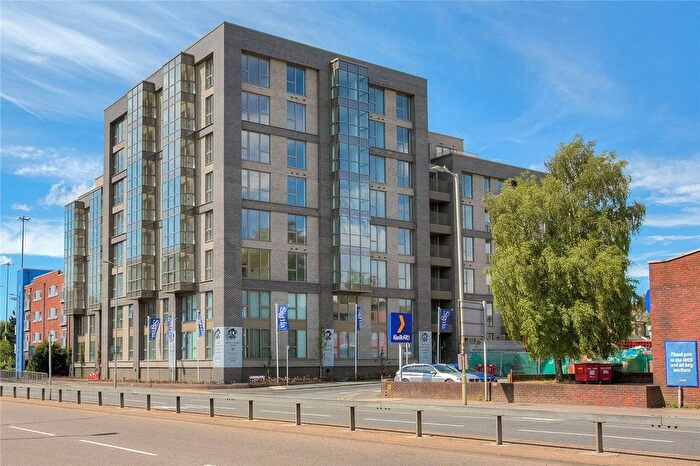 2 Bedroom Flat To Rent In Orchid Court, Watford, WD17