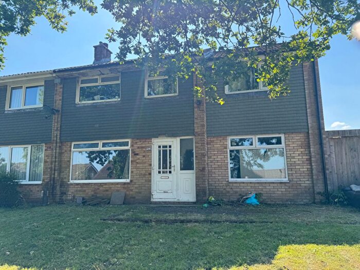 4 Bedroom Semi-Detached House For Sale In Conway Court, Hendredenny, Caerphilly, CF83