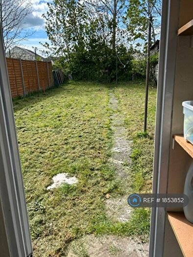 3 Bedroom Terraced House To Rent In Ilminster Avenue, Bristol, BS4