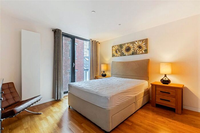 4 Bedroom Terraced House To Rent In Southern Street, Manchester, Greater Manchester, M3