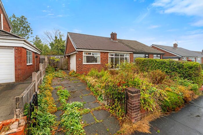 2 Bedroom Semi-Detached Bungalow For Sale In Bromley Cross Road, Bolton, BL7