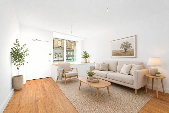 2 Bedroom Flat For Sale In West Preston Street, Newington, Edinburgh, EH8