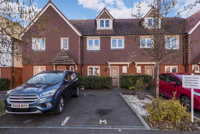 3 Bedroom Property To Rent In Baker Lane, Tonbridge, TN11