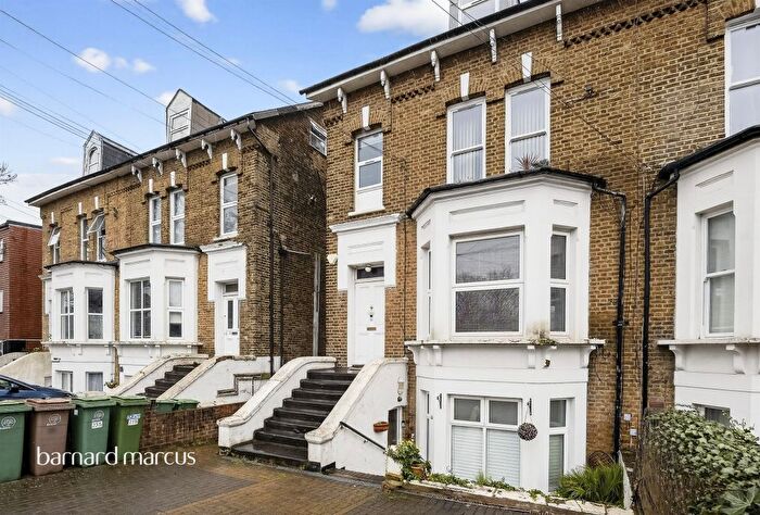 1 Bedroom Maisonette For Sale In Clarendon Road, Wallington, SM6