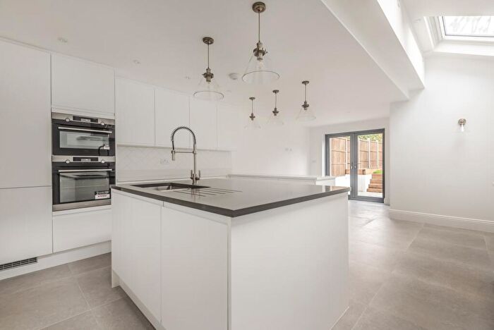 4 Bedroom Terraced House To Rent In Fairlawn Park Sydenham, SE26