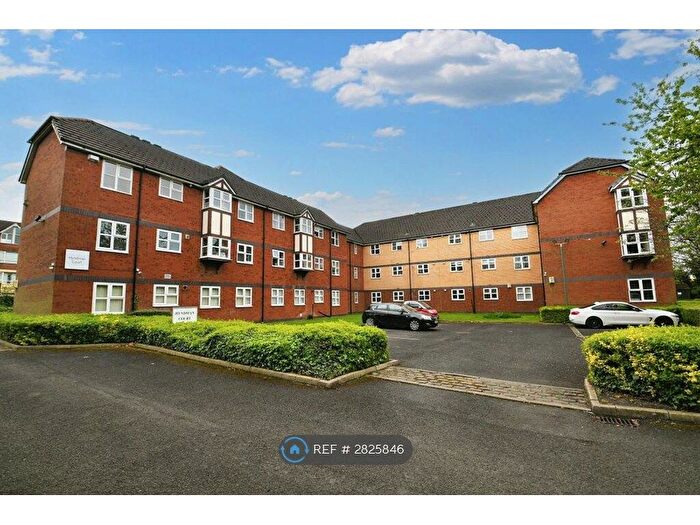 2 Bedroom Flat To Rent In Hyndman Court, Salford, M5