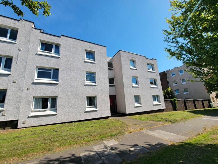 1 Bedroom Flat To Rent In Orkney Place, Kirkcaldy, Fife, KY1