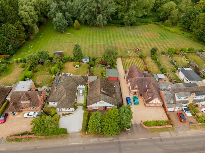 4 Bedroom Detached House To Rent In Plantation Road, Heath And Reach, Leighton Buzzard, LU7