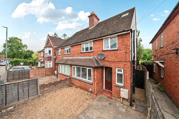 4 Bedroom Semi Detached House For Sale In Recreation Road, Guildford, GU1