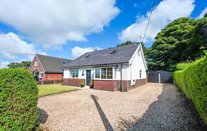 4 Bedroom Detached House For Sale In Spa Lane, Lathom, L40