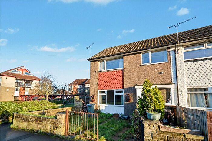 3 Bedroom End Terrace House For Sale In Newhall Road, Leeds, West Yorkshire, LS10