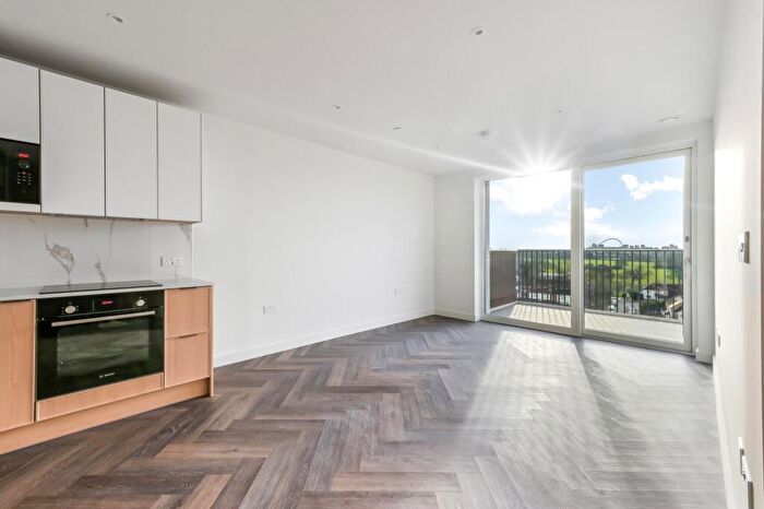 1 Bedroom Apartment To Rent In Bower House, Hendon, London, NW9