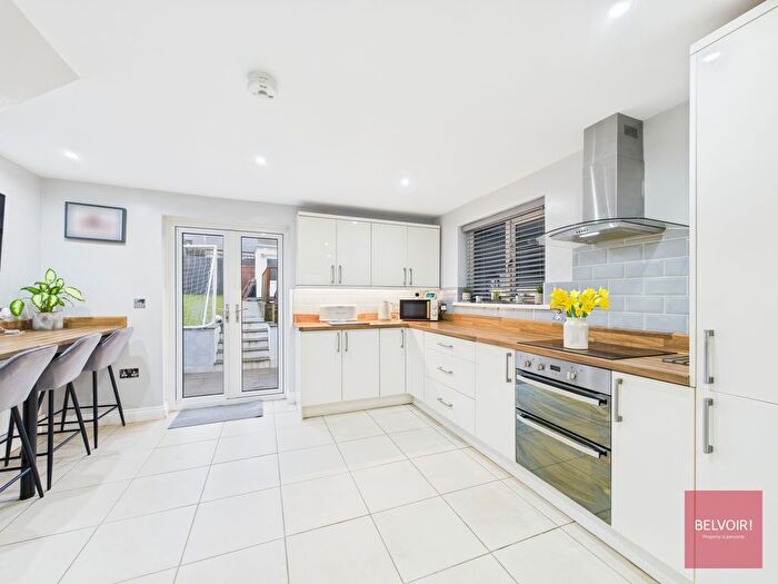 3 Bedroom End Terrace House For Sale In Laurel Place, Sketty, Swansea, SA2