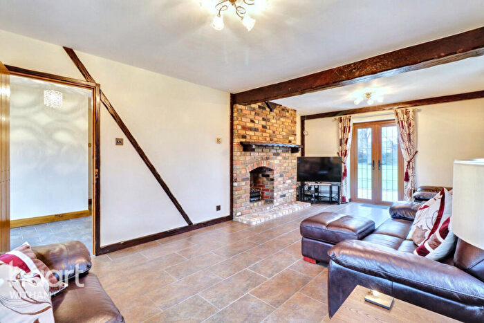 4 Bedroom Detached House For Sale In Mundon Road, Mundon, Maldon, CM9