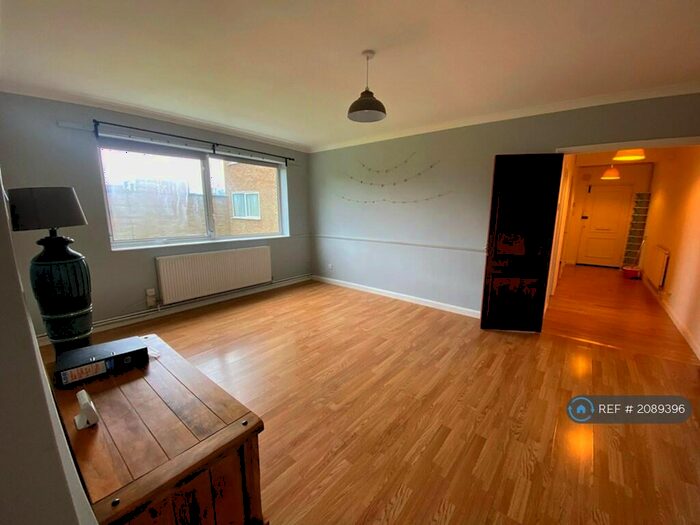 1 Bedroom Flat To Rent In Sunnydene Gardens, Wembley, HA0