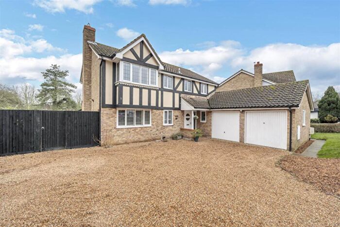 5 Bedroom Detached House For Sale In Thistledown Drive, Ixworth, IP31