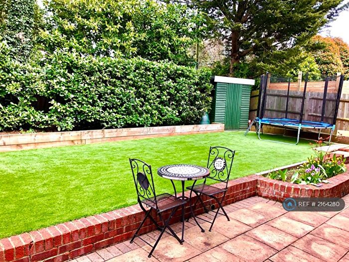 4 Bedroom Detached House To Rent In Denver Close, Petts Wood, Orpington, BR6