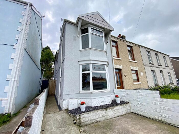 2 Bedroom End Of Terrace House For Sale In Carmel Road, Winch Wen, Swansea, City And County Of Swansea., SA1