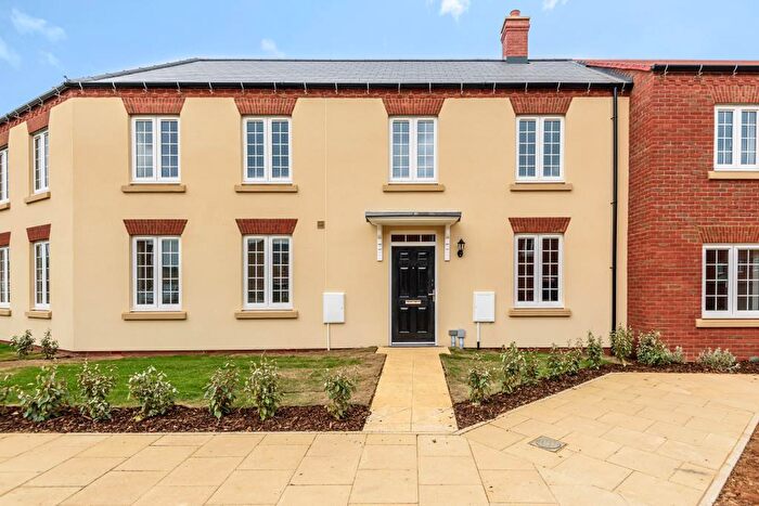 3 Bedroom Terraced House To Rent In Bicester, Bishop Road, OX26