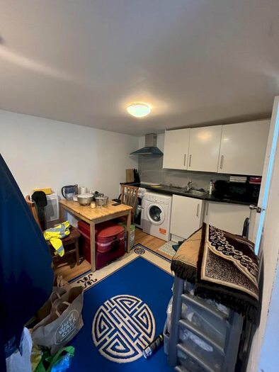 1 Bedroom Flat To Rent In Alexandra Road, Hounslow, TW3