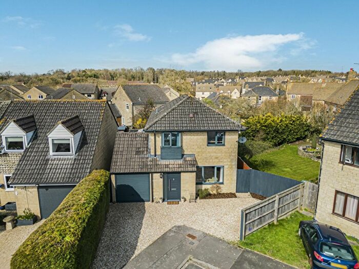 4 Bedroom Detached House For Sale In Pheasant Way, Cirencester, Gloucestershire, GL7