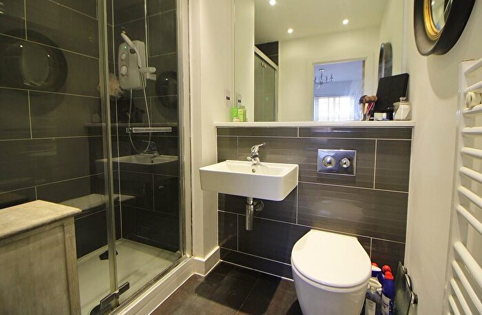 2 Bedroom Apartment For Sale In The Old Brewery, London Road, PO8