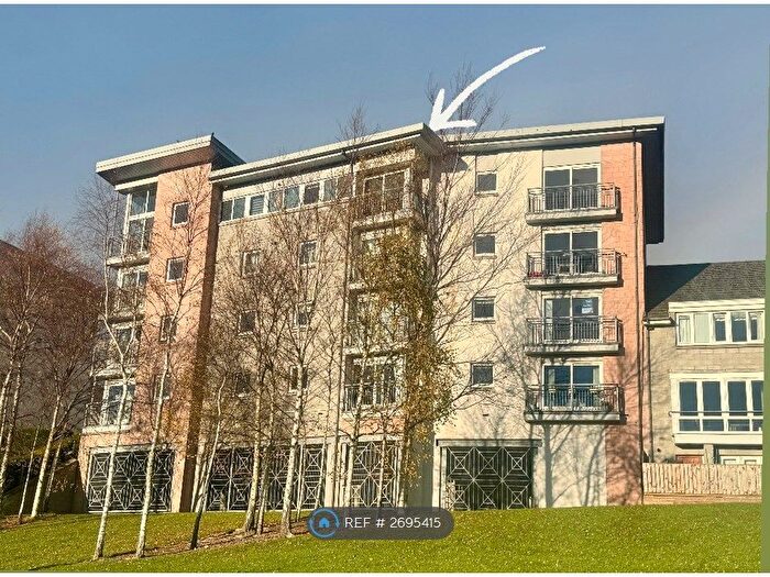 2 Bedroom Flat To Rent In Rubislaw Square, Aberdeen, AB15