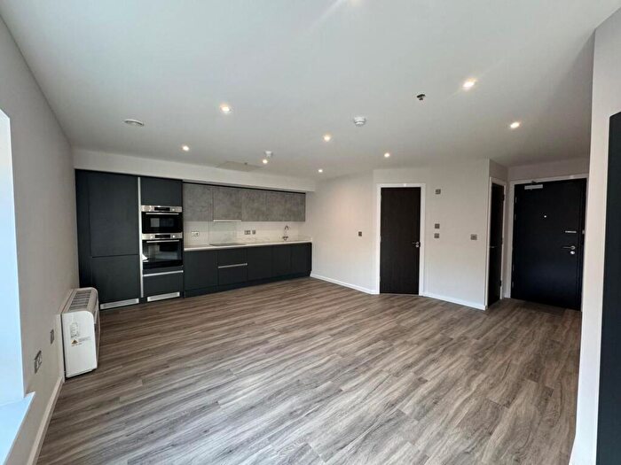 1 Bedroom Apartment For Sale In Caversham Road, Reading, RG1