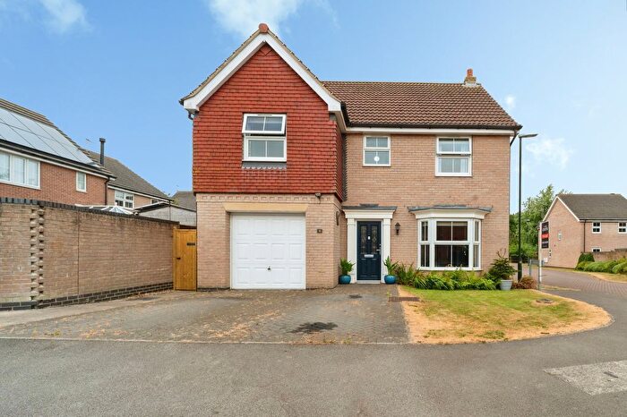 4 Bedroom Detached House For Sale In Tealby Close, Immingham, DN40