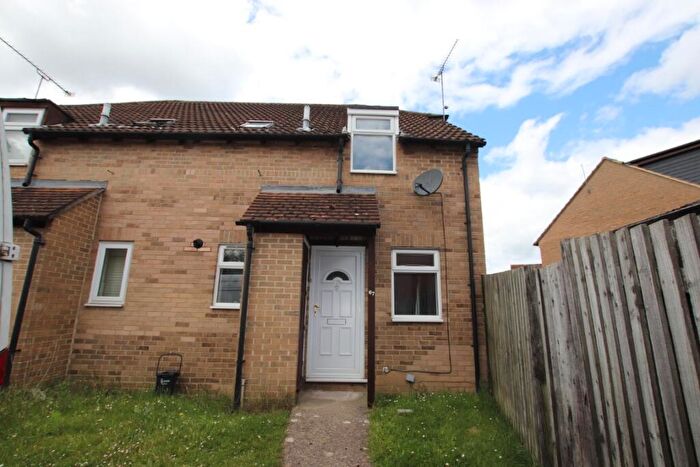 1 Bedroom Semi-Detached House To Rent In Faygate Way, Lower Earley, Reading, RG6