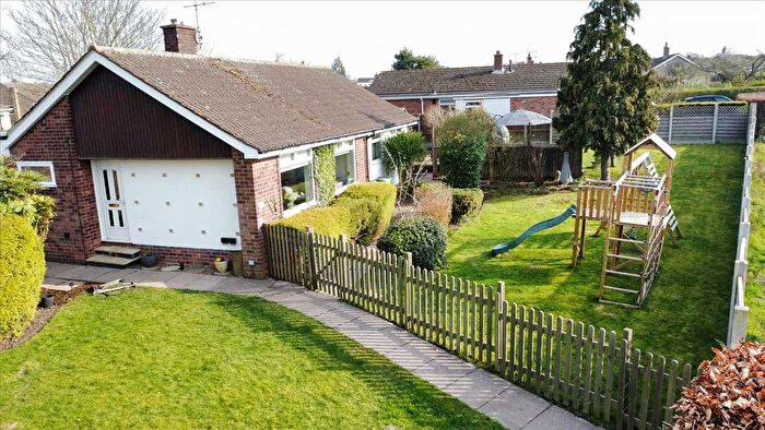 3 Bedroom Bungalow For Sale In Wolds Drive, Keyworth, Nottingham, NG12