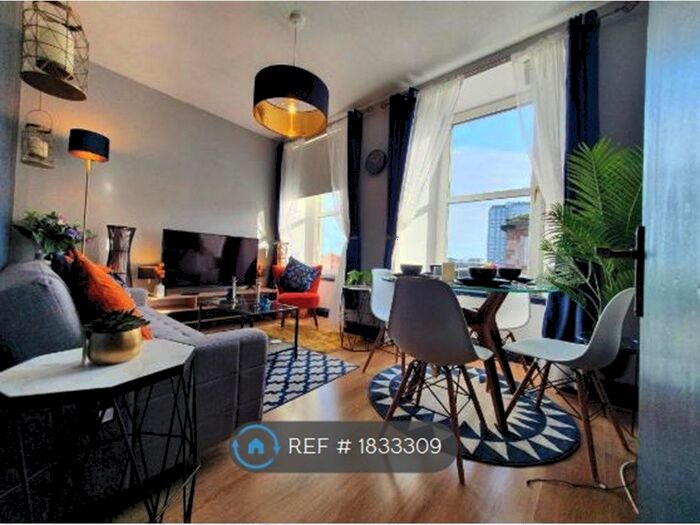 3 Bedroom Flat To Rent In Rose Street, Glasgow, G3